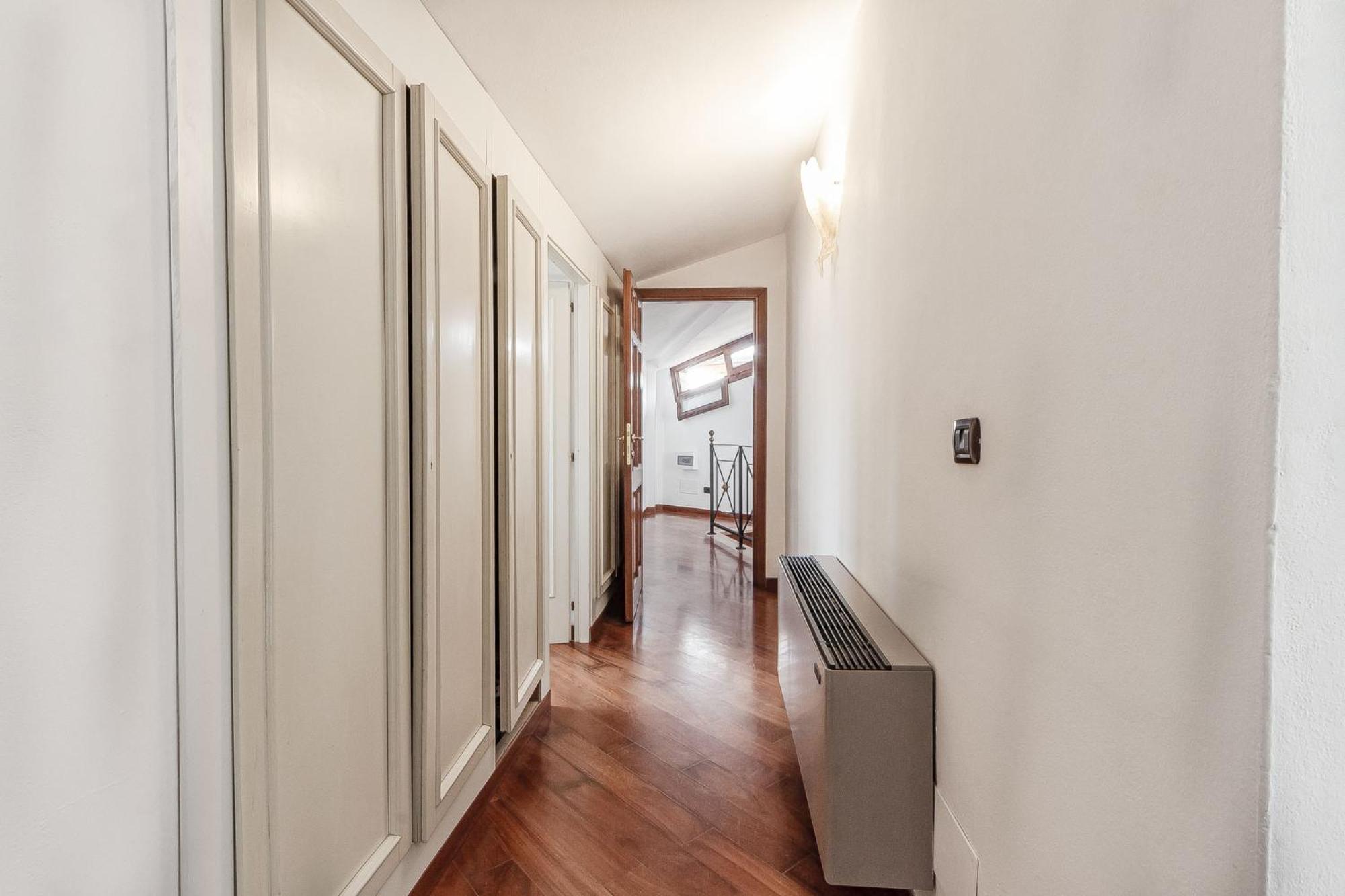 Exclusive Roth Apartments Sassari Bilik gambar